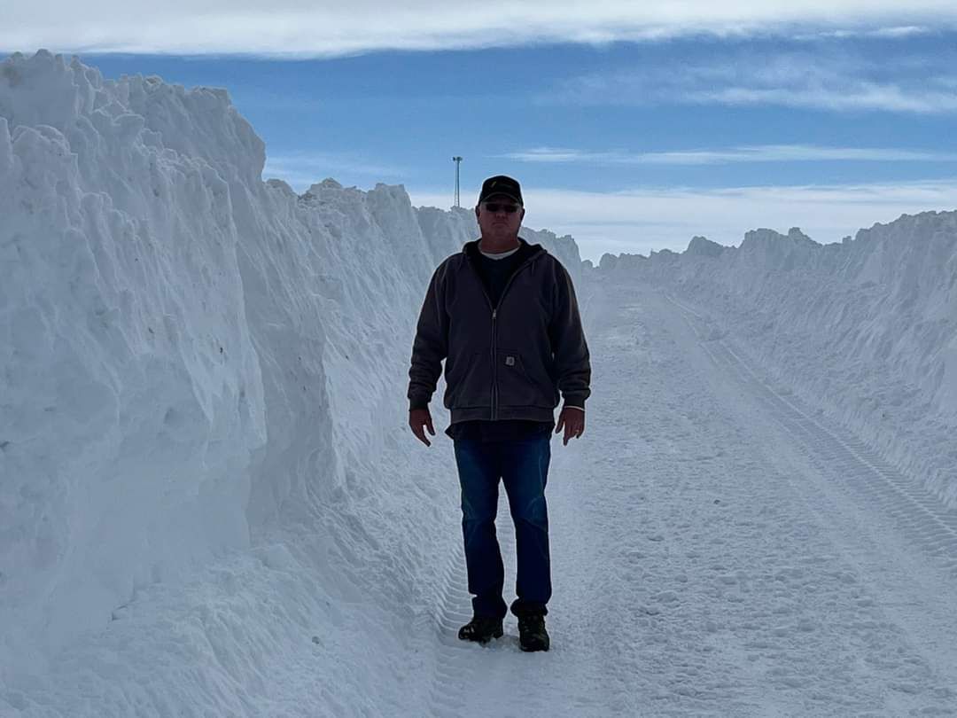 16 Michael Huff - Snow Man